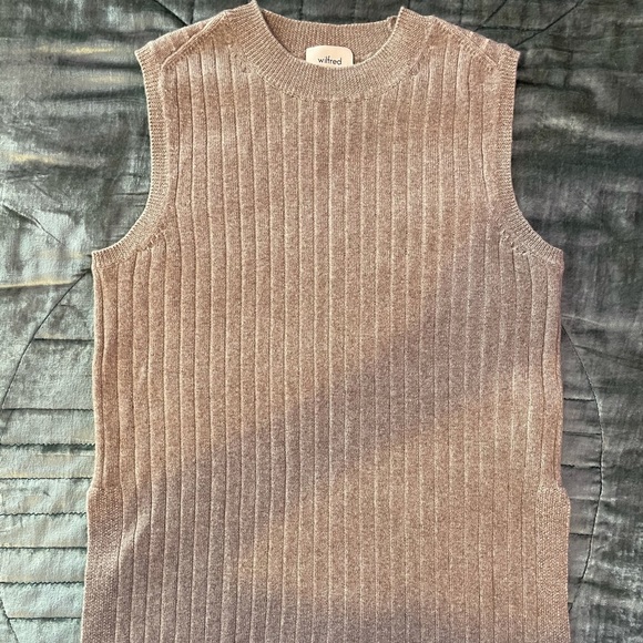 Aritzia Wilfred Sweater Tank - Size M - Picture 2 of 5